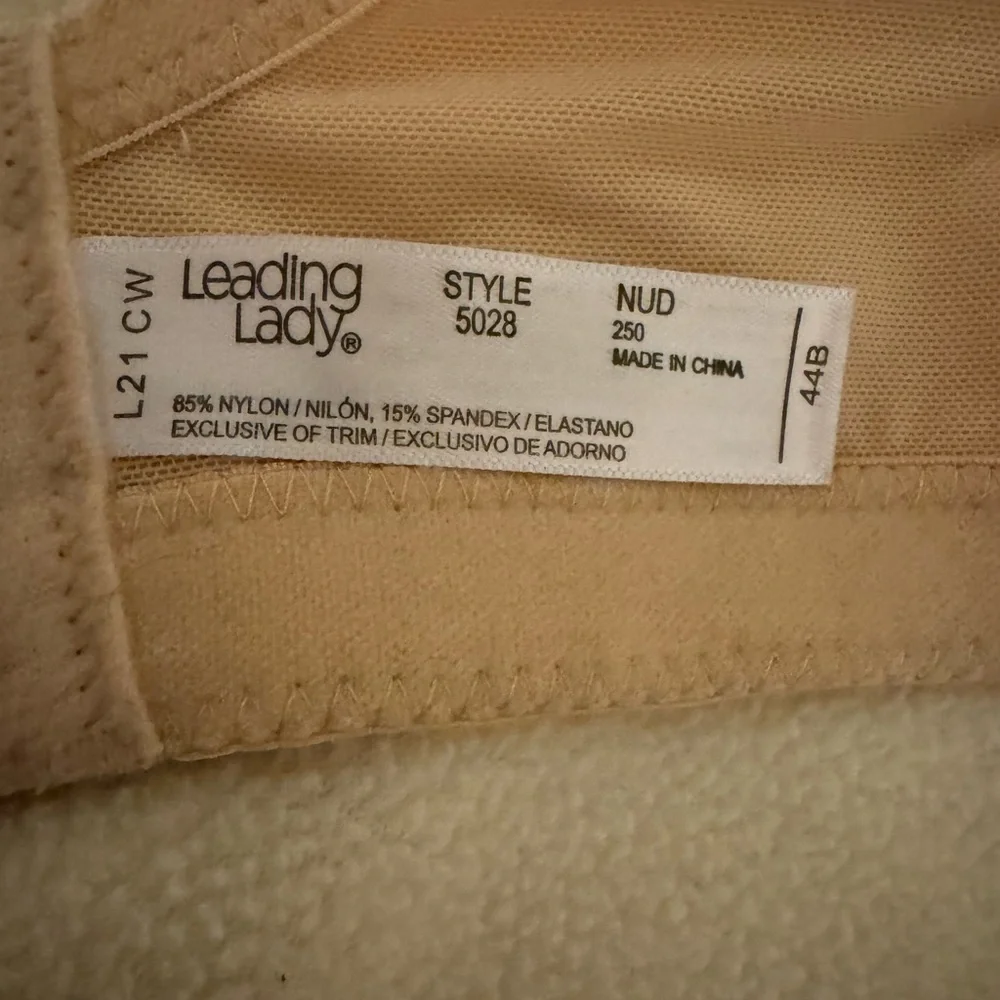 Leading Lady Brigitte Full Coverage Lightly Padded Underwire T-Shirt Bra sz 44B